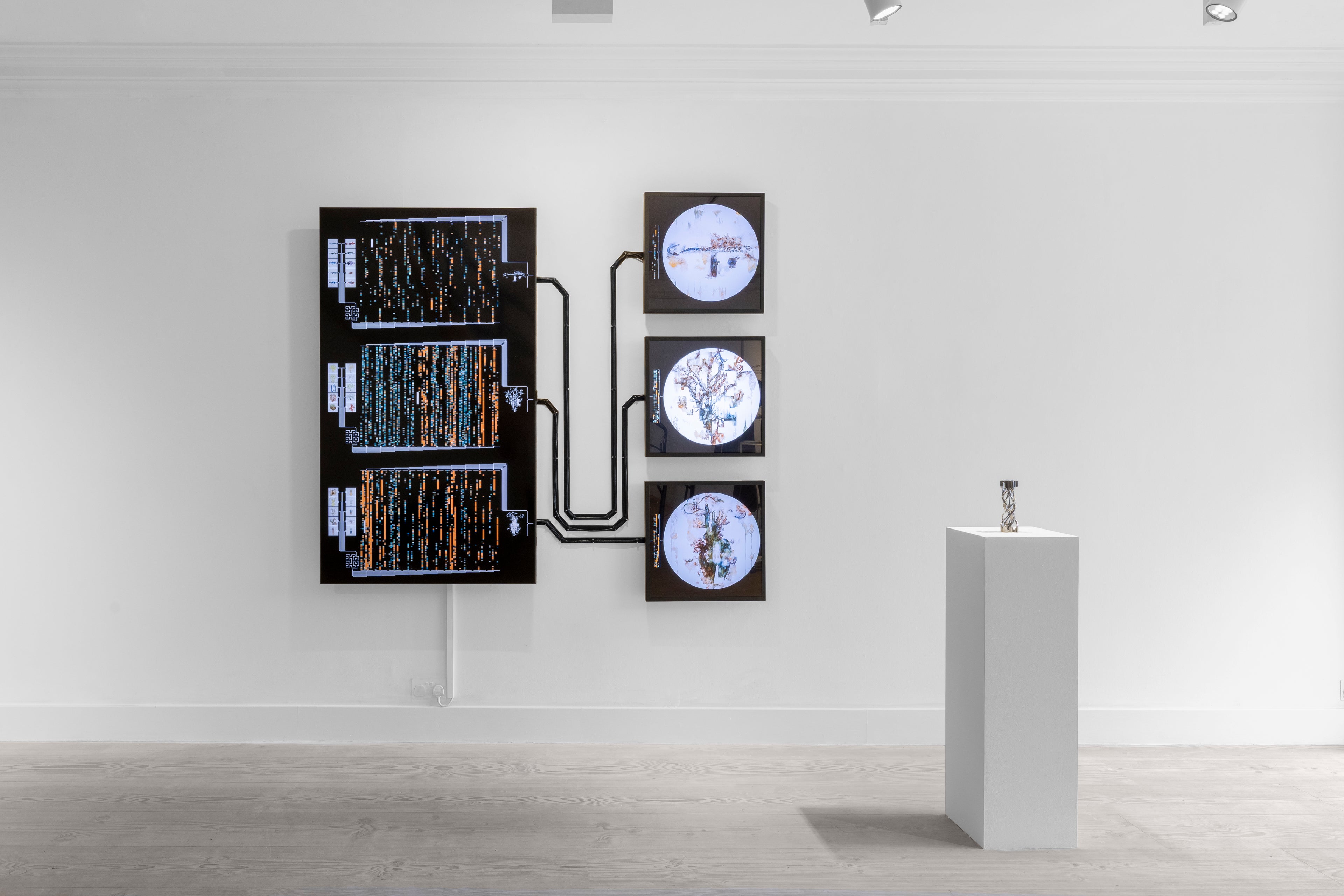 self-contained 009.4